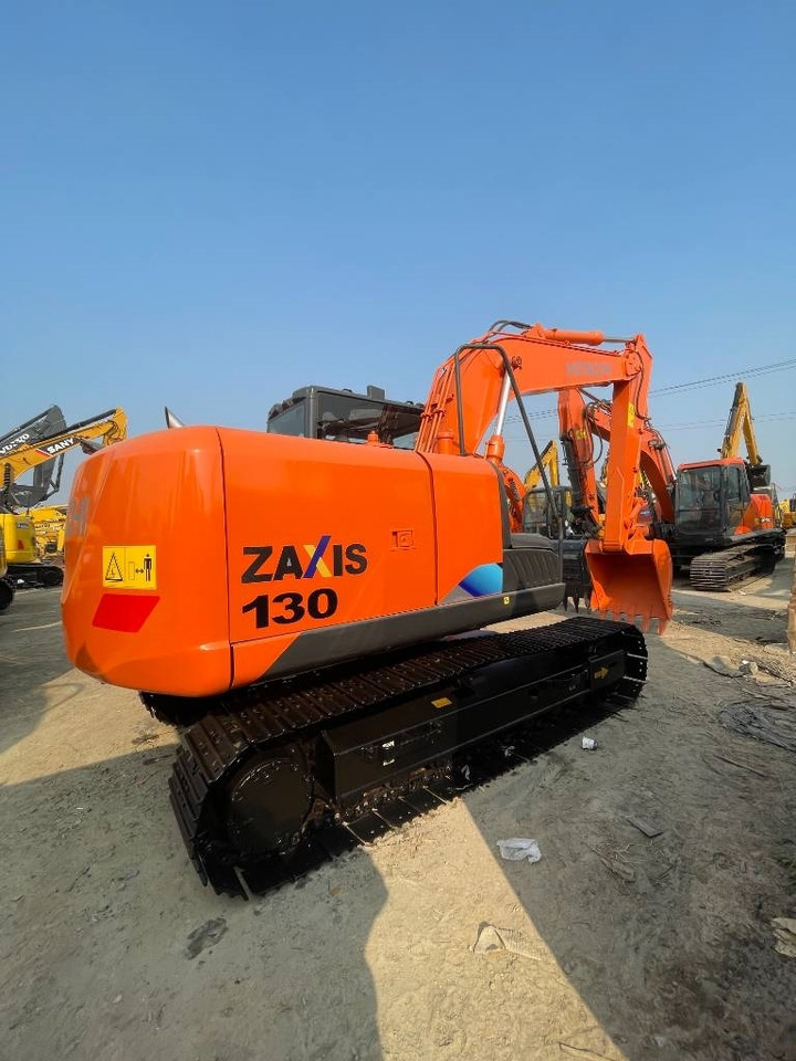 Nieuw Rupsgraafmachine Hitachi ZX 130: afbeelding 1