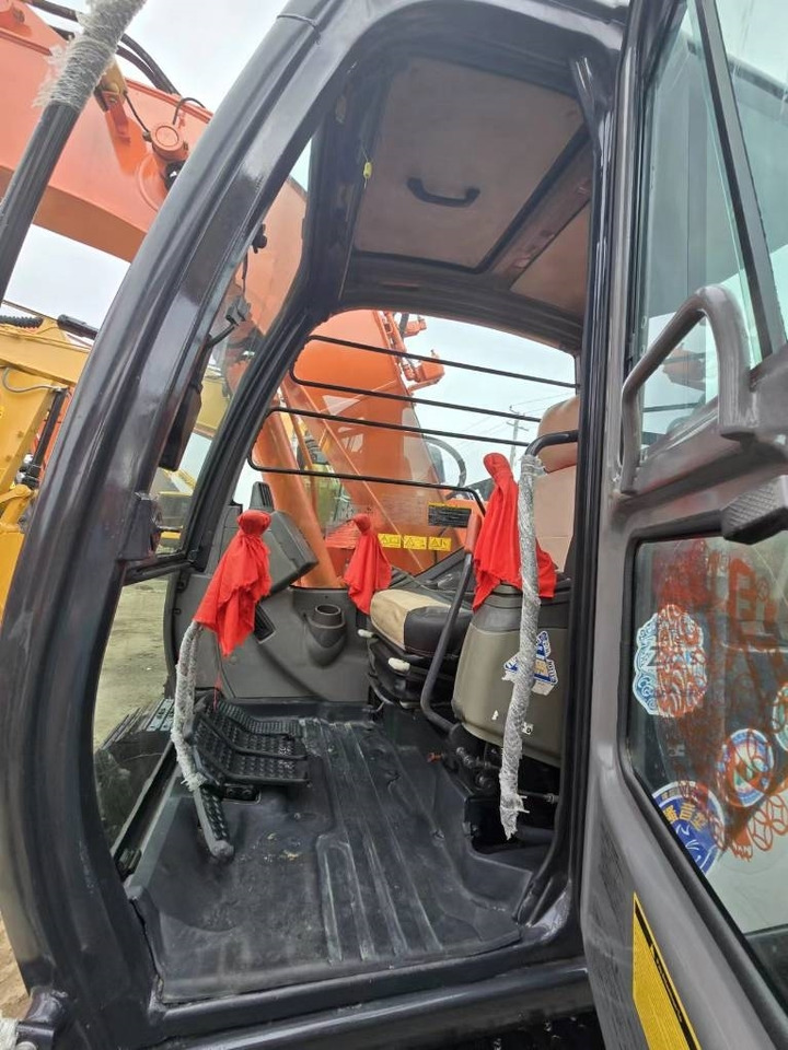 Hitachi ZX 135 US - Rupsgraafmachine: afbeelding 4 Hitachi ZX 135 US - Rupsgraafmachine: afbeelding 4