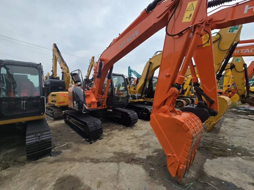 Hitachi ZX 135 US - Rupsgraafmachine: afbeelding 3 Hitachi ZX 135 US - Rupsgraafmachine: afbeelding 3
