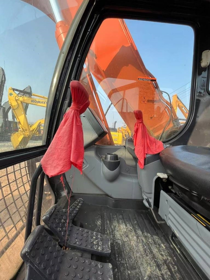Hitachi ZX 160 - Rupsgraafmachine: afbeelding 5 Hitachi ZX 160 - Rupsgraafmachine: afbeelding 5