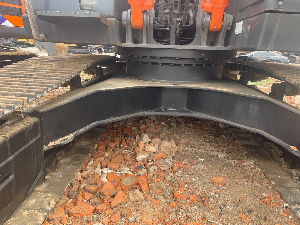 Hitachi ZX 200 - Rupsgraafmachine: afbeelding 2 Hitachi ZX 200 - Rupsgraafmachine: afbeelding 2