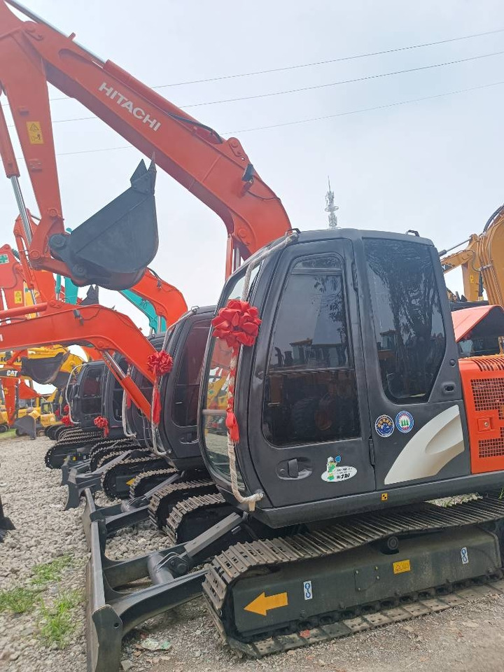 Hitachi ZX 60 - Rupsgraafmachine: afbeelding 1 Hitachi ZX 60 - Rupsgraafmachine: afbeelding 1
