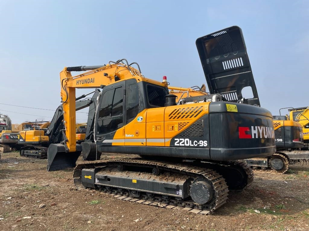 Hyundai 225LC-9S - Rupsgraafmachine: afbeelding 1 Hyundai 225LC-9S - Rupsgraafmachine: afbeelding 1