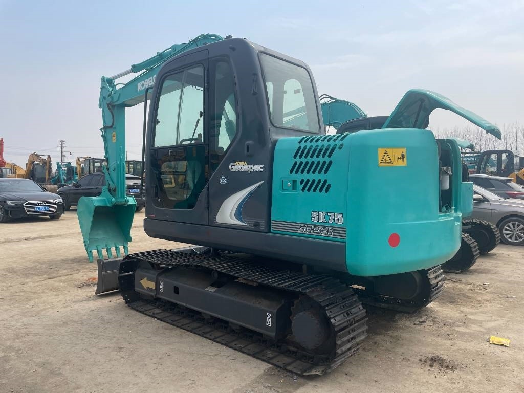 Kobelco SK 75 - Minigraafmachine: afbeelding 3 Kobelco SK 75 - Minigraafmachine: afbeelding 3