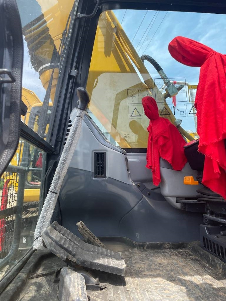 Komatsu PC 130 - Rupsgraafmachine: afbeelding 4 Komatsu PC 130 - Rupsgraafmachine: afbeelding 4