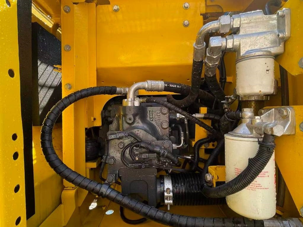 Rupsgraafmachine Komatsu PC 130: afbeelding 6 Rupsgraafmachine Komatsu PC 130: afbeelding 6