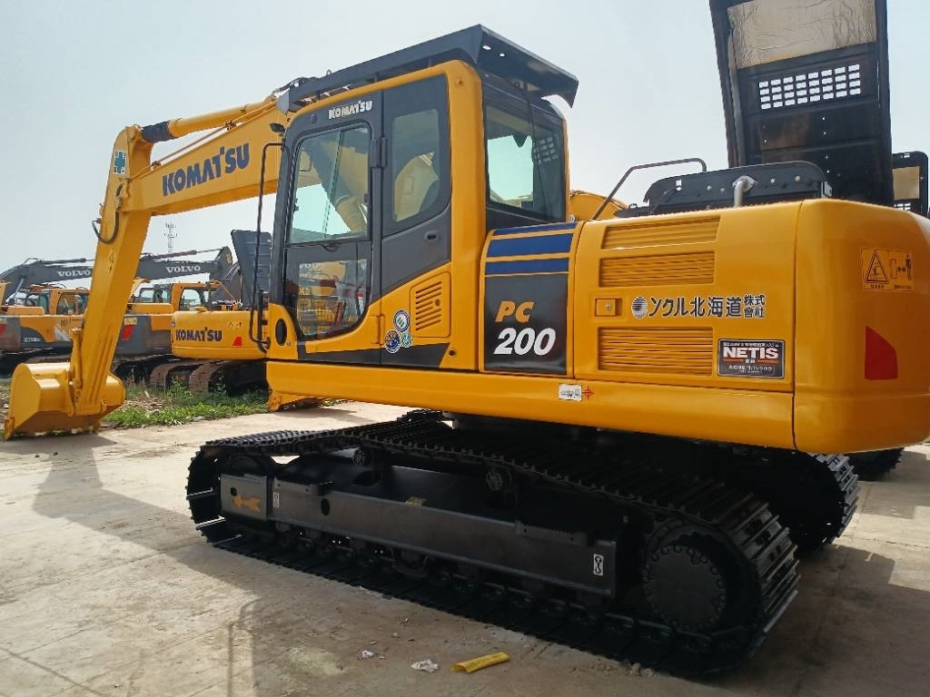 Komatsu PC 200-8  - Rupsgraafmachine: afbeelding 4 Komatsu PC 200-8  - Rupsgraafmachine: afbeelding 4