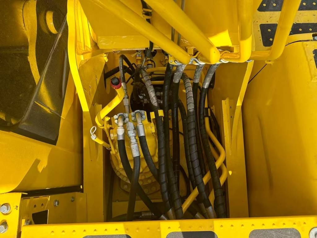 Komatsu PC 240 LC  - Rupsgraafmachine: afbeelding 3 Komatsu PC 240 LC  - Rupsgraafmachine: afbeelding 3