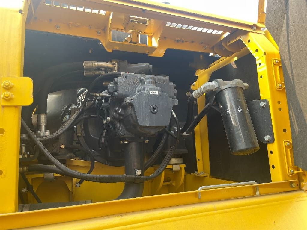 Komatsu PC 350 - Rupsgraafmachine: afbeelding 5 Komatsu PC 350 - Rupsgraafmachine: afbeelding 5