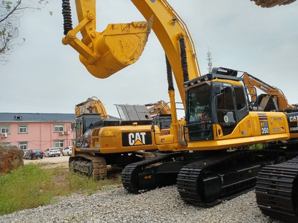 Komatsu PC 350 - Rupsgraafmachine: afbeelding 2 Komatsu PC 350 - Rupsgraafmachine: afbeelding 2