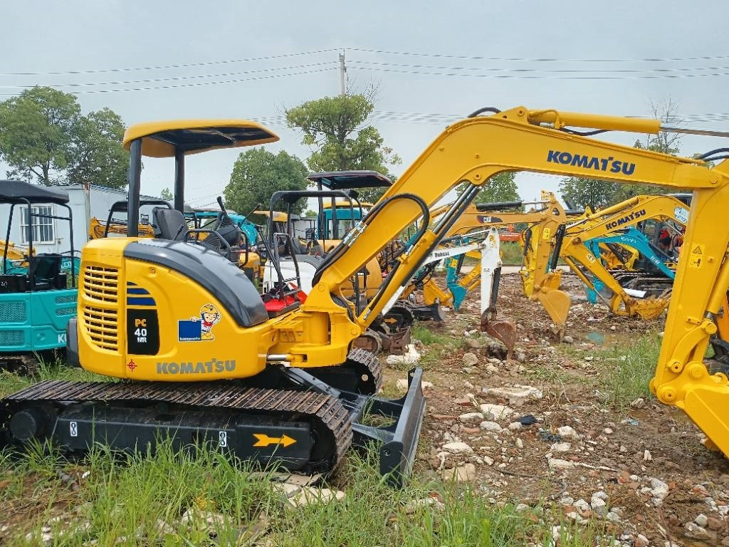 Komatsu PC 40 - Rupsgraafmachine: afbeelding 4 Komatsu PC 40 - Rupsgraafmachine: afbeelding 4