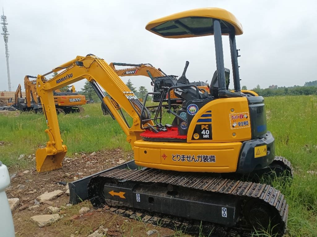 Komatsu PC 40 - Rupsgraafmachine: afbeelding 2 Komatsu PC 40 - Rupsgraafmachine: afbeelding 2