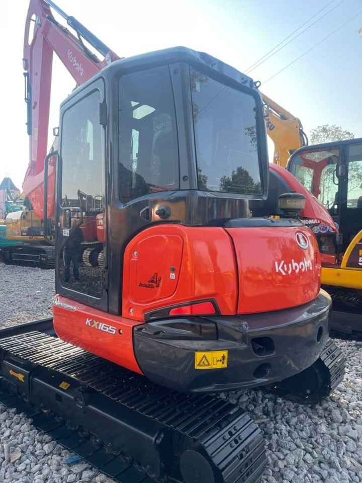 Kubota 165 - Rupsgraafmachine: afbeelding 1 Kubota 165 - Rupsgraafmachine: afbeelding 1