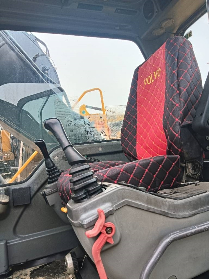 Volvo EC 210 - Rupsgraafmachine: afbeelding 4 Volvo EC 210 - Rupsgraafmachine: afbeelding 4