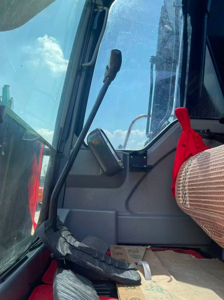 Volvo EC 240 - Rupsgraafmachine: afbeelding 4 Volvo EC 240 - Rupsgraafmachine: afbeelding 4