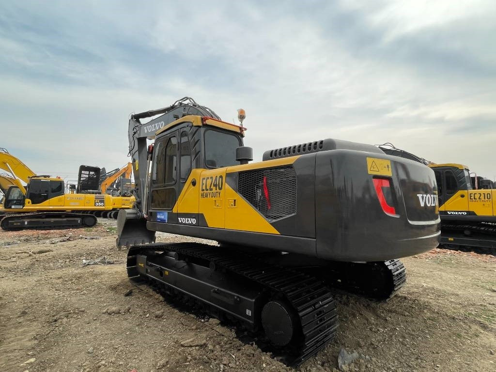 Volvo EC 240 - Rupsgraafmachine: afbeelding 2 Volvo EC 240 - Rupsgraafmachine: afbeelding 2