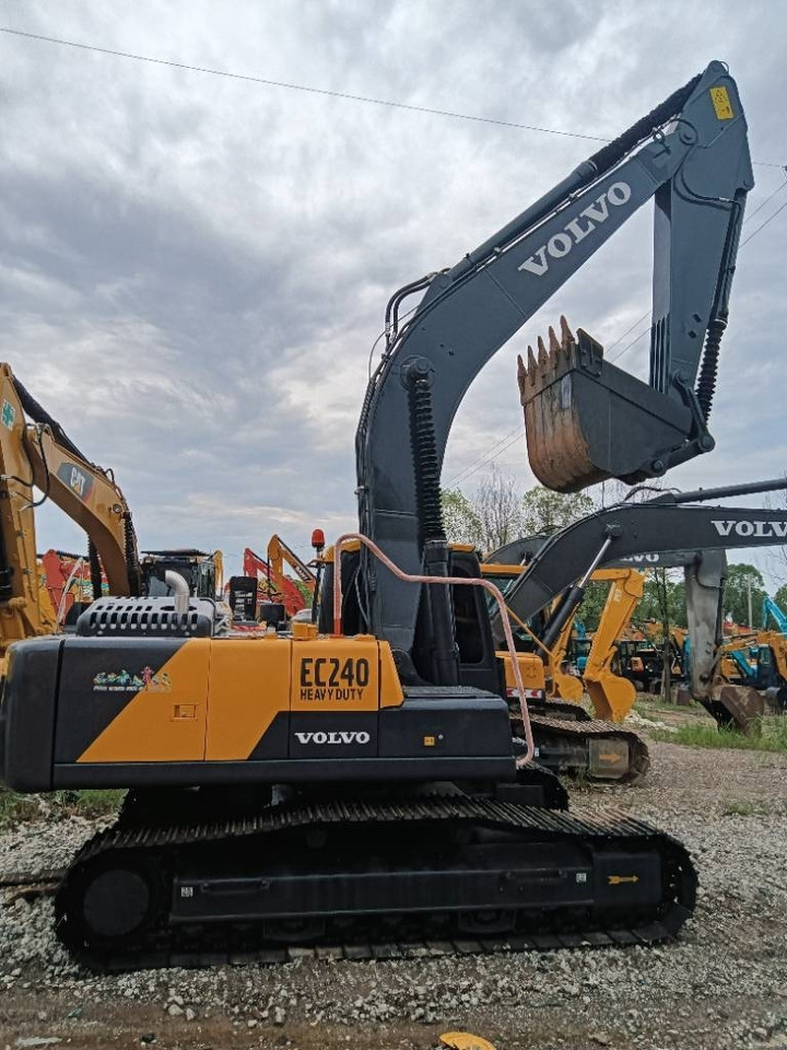 Volvo EC 240 - Rupsgraafmachine: afbeelding 2 Volvo EC 240 - Rupsgraafmachine: afbeelding 2
