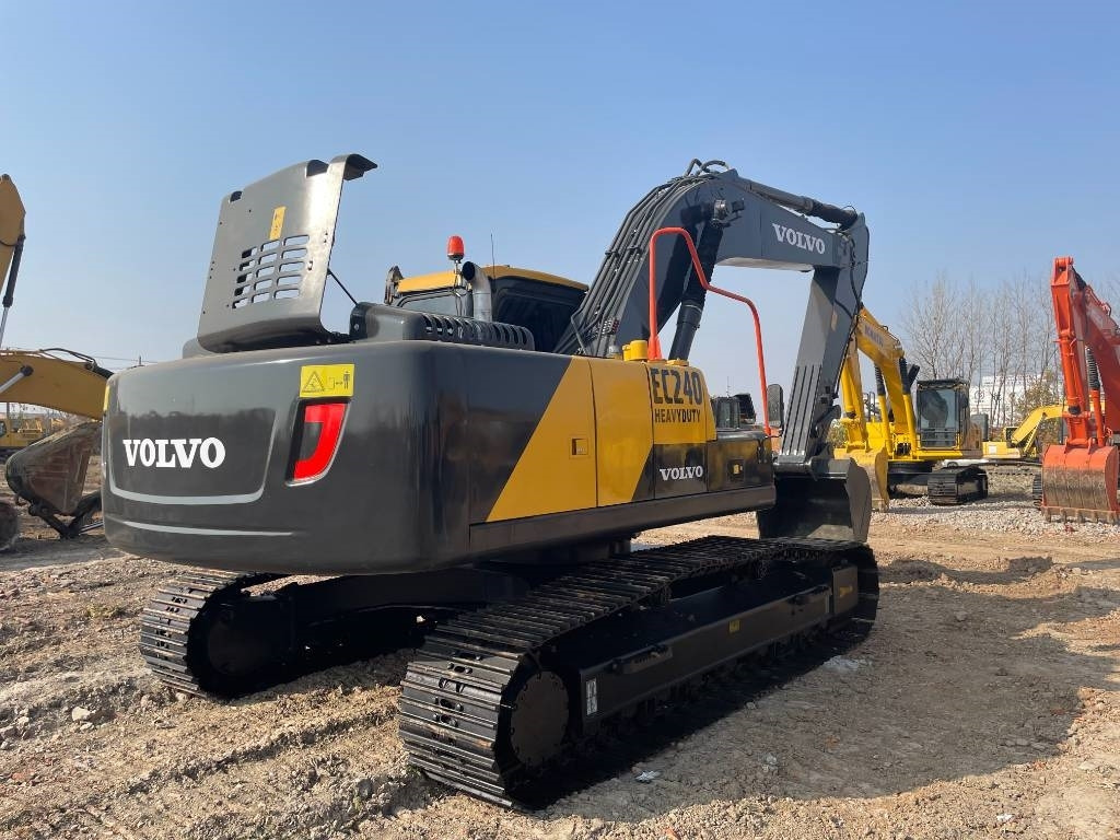 Volvo EC 240 - Rupsgraafmachine: afbeelding 2 Volvo EC 240 - Rupsgraafmachine: afbeelding 2