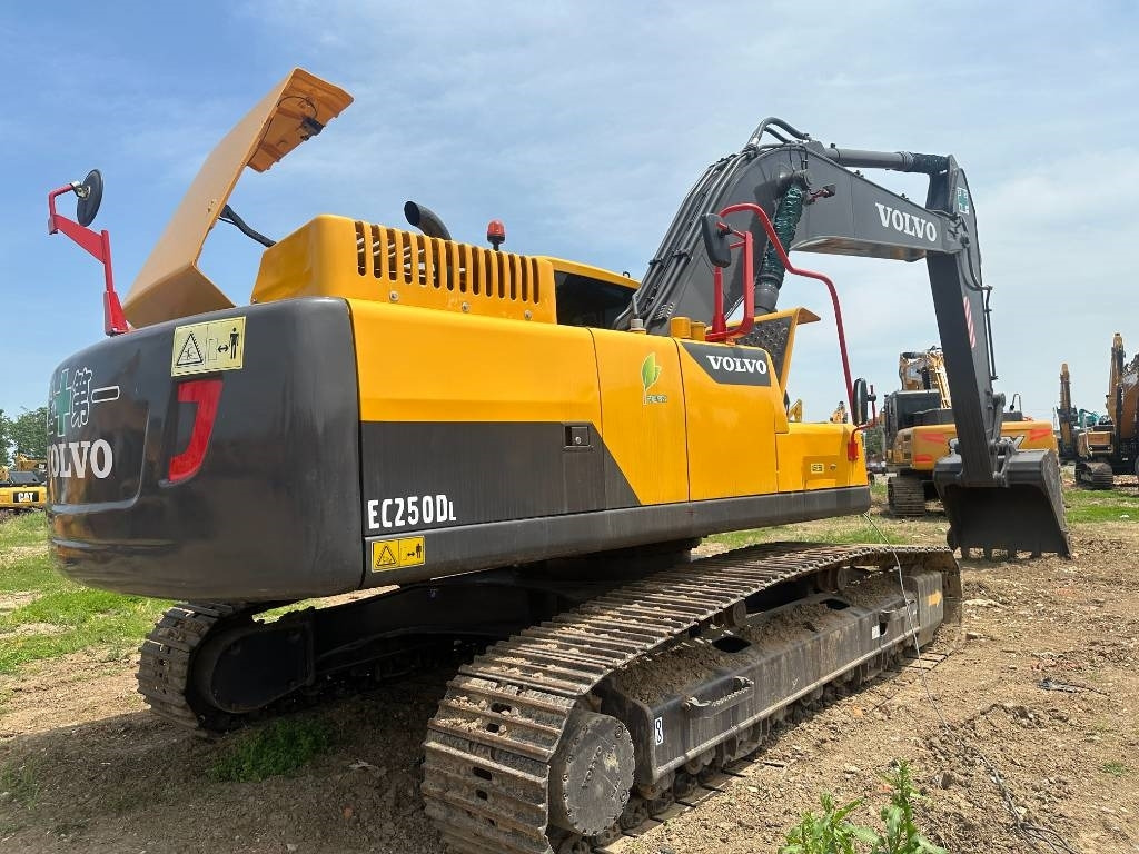 Volvo EC 250 D L - Rupsgraafmachine: afbeelding 5 Volvo EC 250 D L - Rupsgraafmachine: afbeelding 5