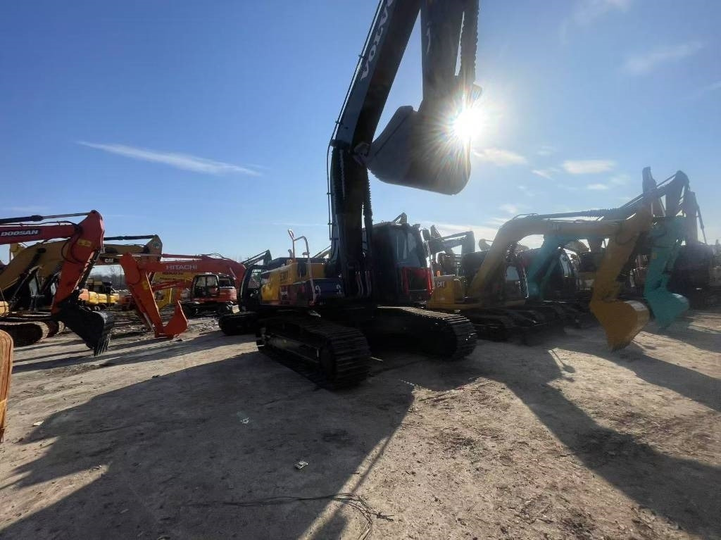 Volvo EC300  - Rupsgraafmachine: afbeelding 3 Volvo EC300  - Rupsgraafmachine: afbeelding 3