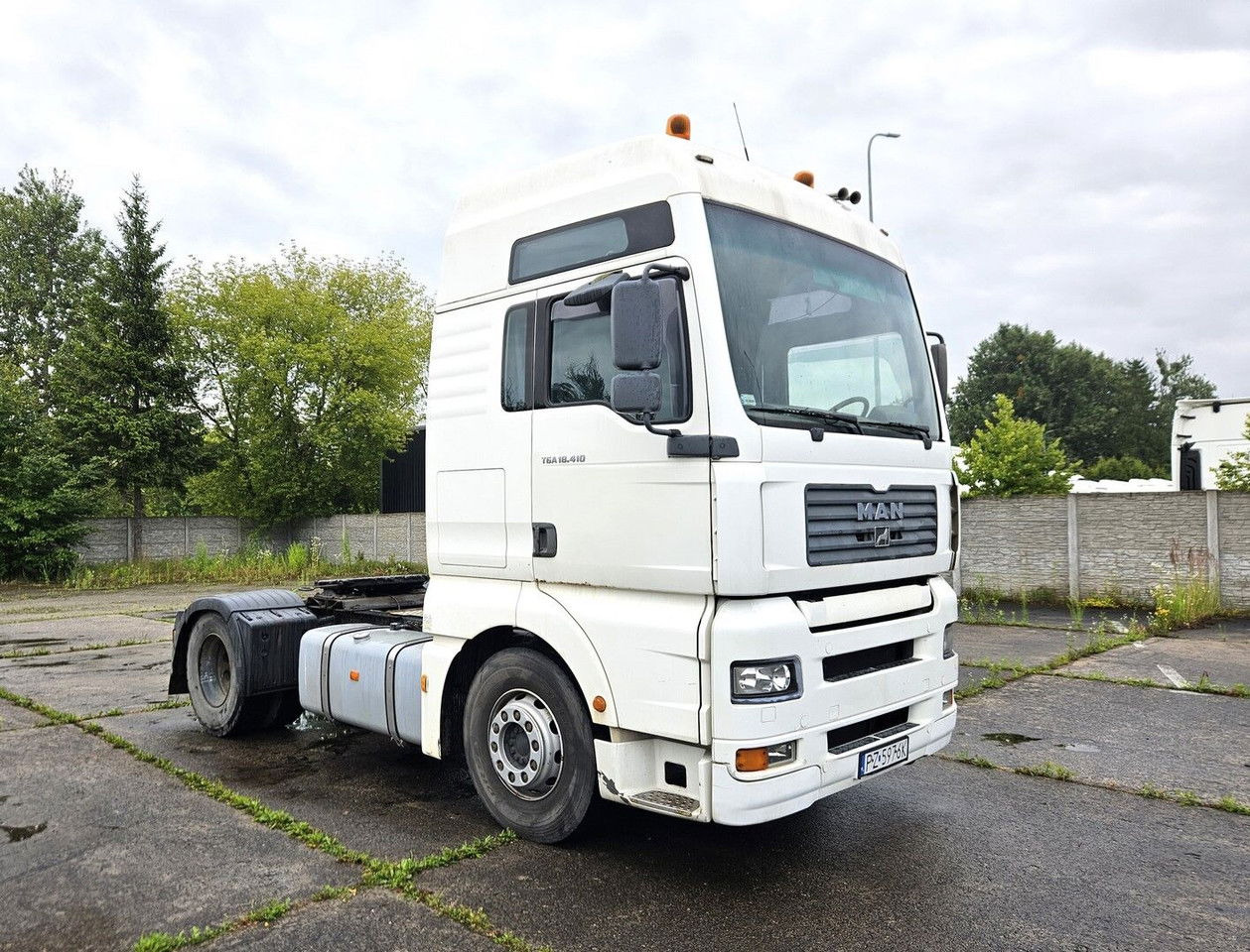 MAN 18.413 FLS - euro 3 manual pump and injectors - manual gearbox - Trekker: afbeelding 1 MAN 18.413 FLS - euro 3 manual pump and injectors - manual gearbox - Trekker: afbeelding 1