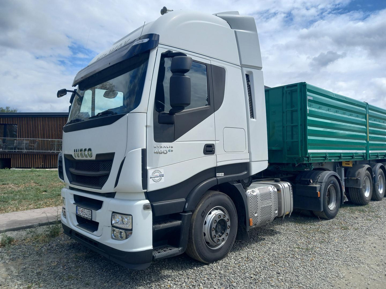 Iveco AS440T/P, 353kW, EURO 6 - Vrachtwagen met open laadbak: afbeelding 4 Iveco AS440T/P, 353kW, EURO 6 - Vrachtwagen met open laadbak: afbeelding 4