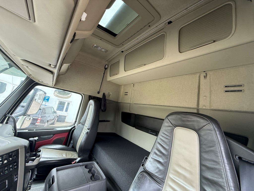 Kipper vrachtwagen VOLVO FM 500, 2015,  8x4 tridem, S1: afbeelding 14