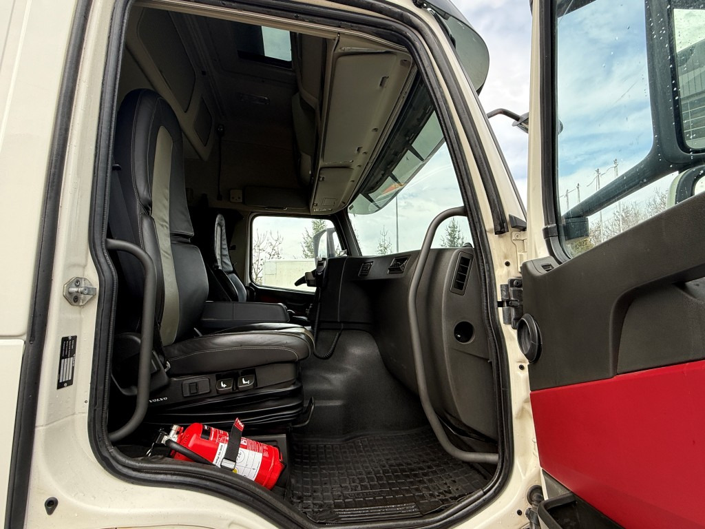 Kipper vrachtwagen VOLVO FM 500, 2015,  8x4 tridem, S1: afbeelding 21
