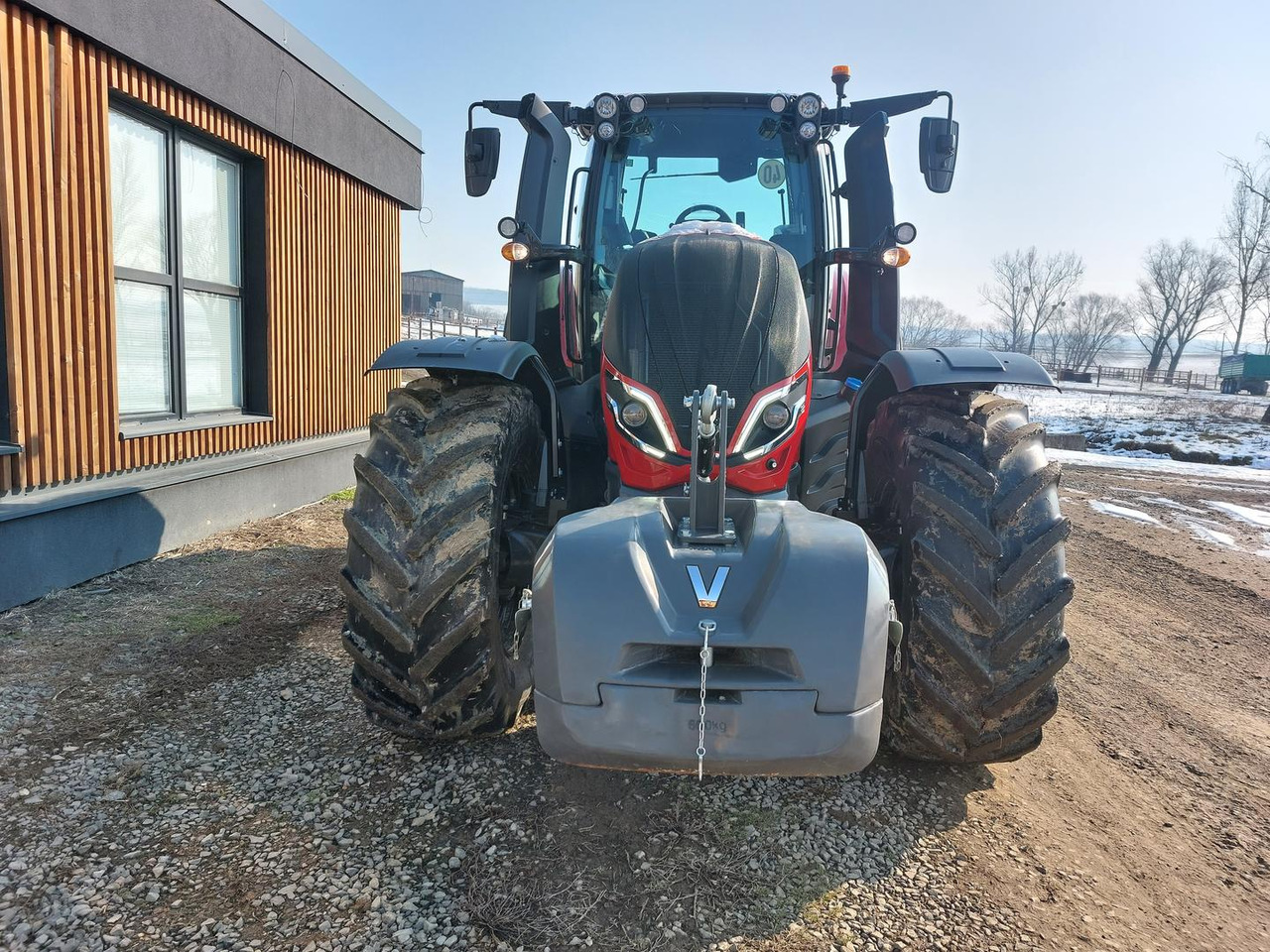 Valtra T, 74 LFTN D5, 235 D - Tractor: afbeelding 2 Valtra T, 74 LFTN D5, 235 D - Tractor: afbeelding 2