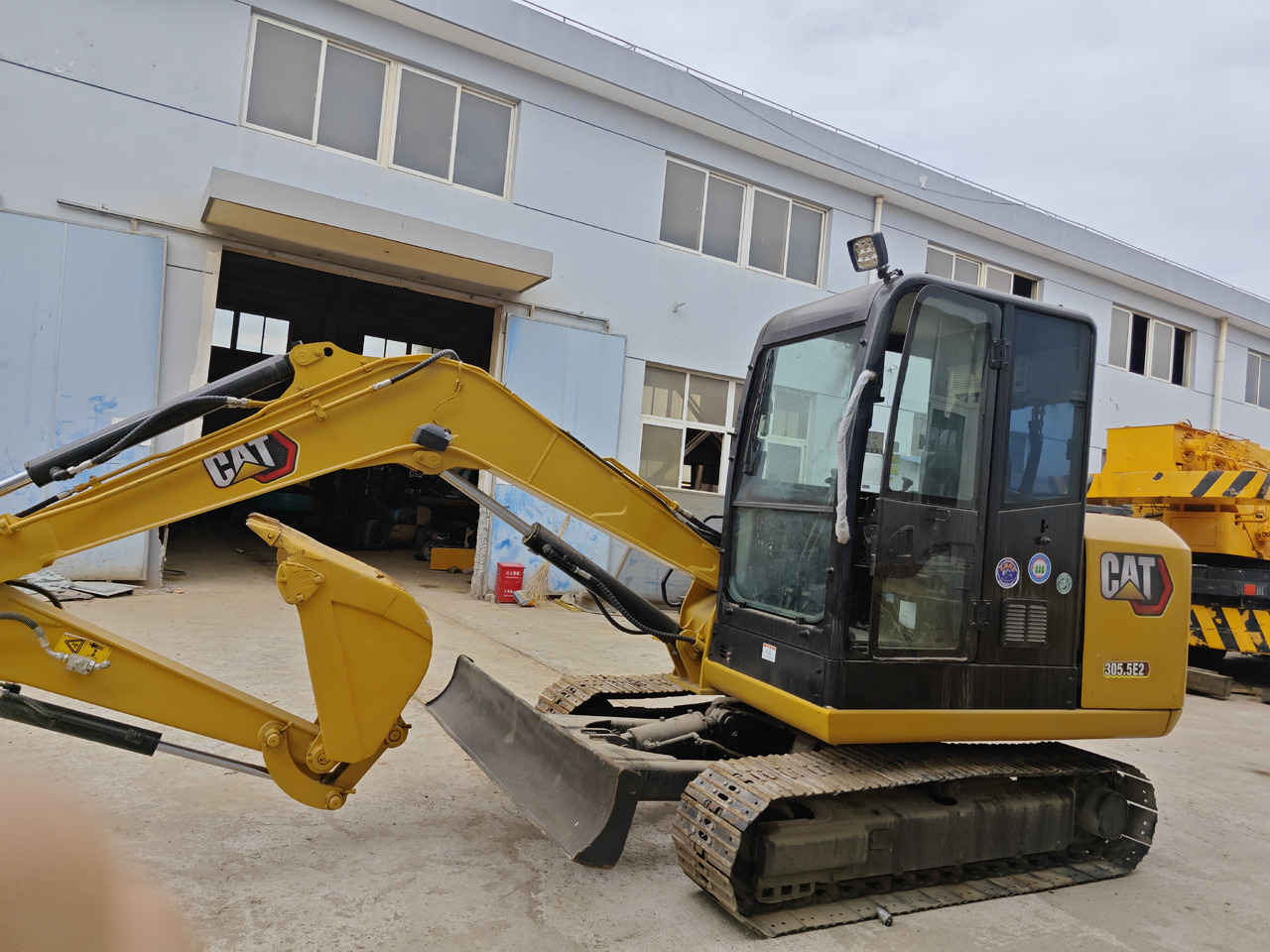 CATERPILLAR 305.5E - Minigraafmachine: afbeelding 3 CATERPILLAR 305.5E - Minigraafmachine: afbeelding 3