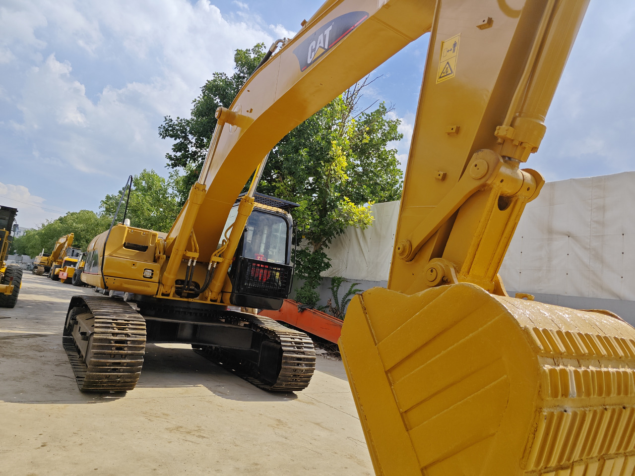 CATERPILLAR 330C - Rupsgraafmachine: afbeelding 2 CATERPILLAR 330C - Rupsgraafmachine: afbeelding 2