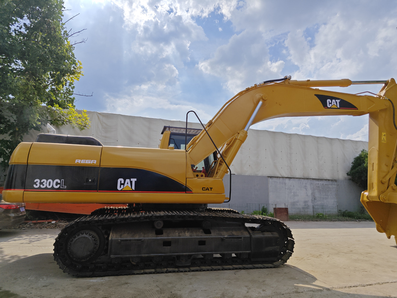 CATERPILLAR 330C - Rupsgraafmachine: afbeelding 1 CATERPILLAR 330C - Rupsgraafmachine: afbeelding 1