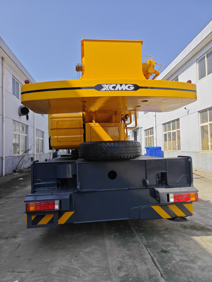 XCMG QY50KC Truck Crane QY50K XCT50 - Mobiele kraan: afbeelding 5 XCMG QY50KC Truck Crane QY50K XCT50 - Mobiele kraan: afbeelding 5