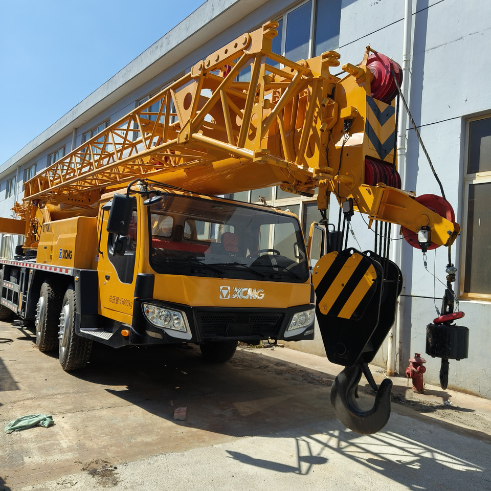 XCMG QY70K - Mobiele kraan: afbeelding 1 XCMG QY70K - Mobiele kraan: afbeelding 1