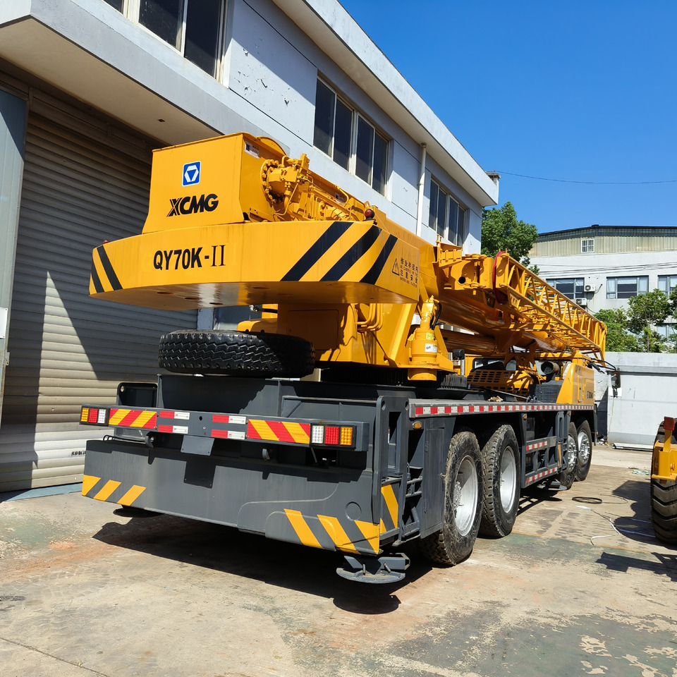 XCMG QY70K - Mobiele kraan: afbeelding 2 XCMG QY70K - Mobiele kraan: afbeelding 2