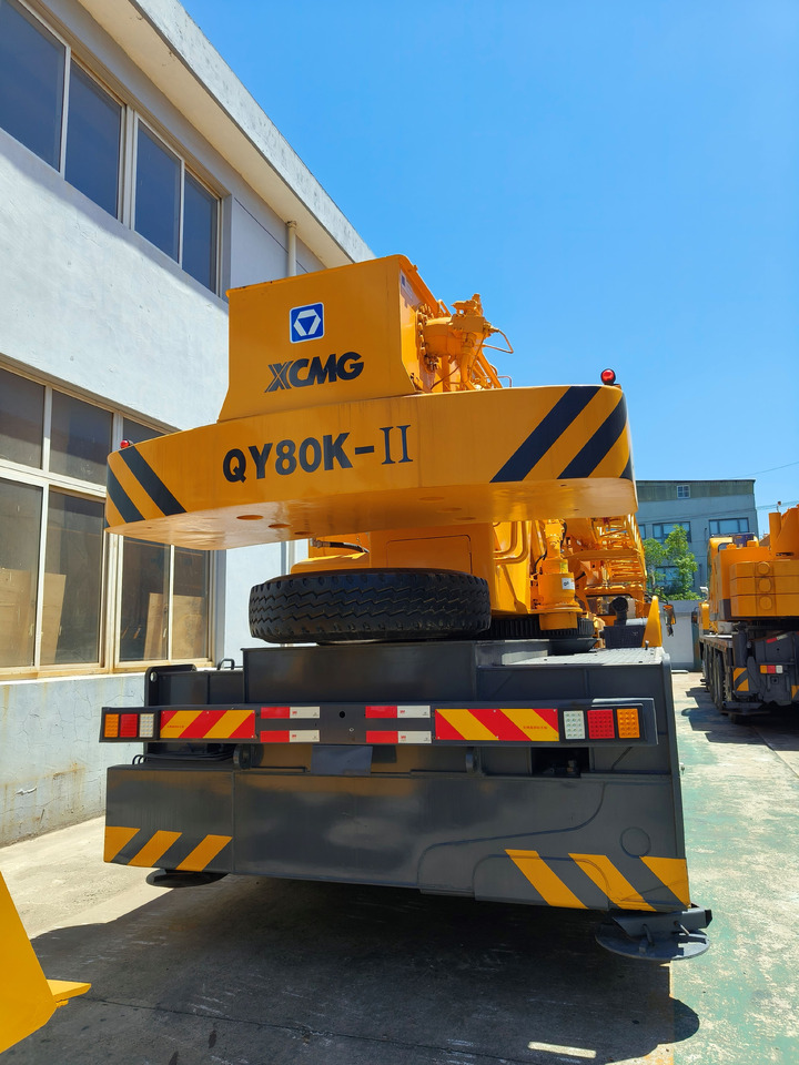 XCMG QY80K used xcmg truck crane - Mobiele kraan: afbeelding 5 XCMG QY80K used xcmg truck crane - Mobiele kraan: afbeelding 5