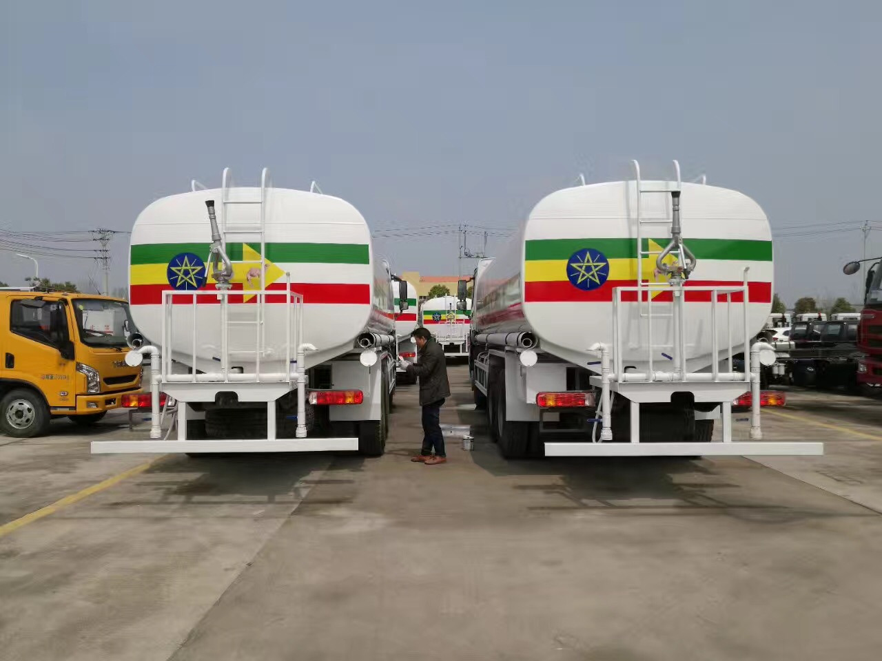 JSIE JSIE5250GSS - Tankwagen: afbeelding 2 JSIE JSIE5250GSS - Tankwagen: afbeelding 2