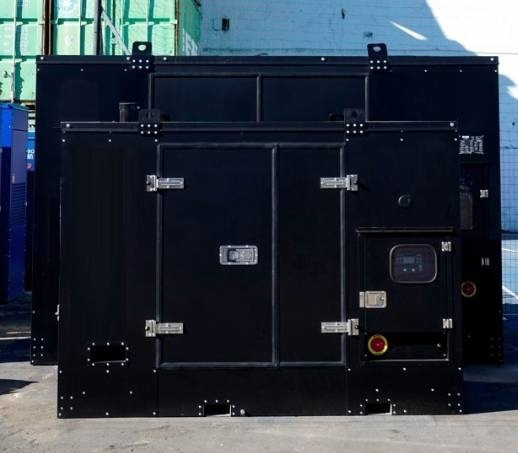 Deutz F3M 2011 - 22 kVA Genset Super Silent - DPX-21025 - Industrie generator: afbeelding 3 Deutz F3M 2011 - 22 kVA Genset Super Silent - DPX-21025 - Industrie generator: afbeelding 3