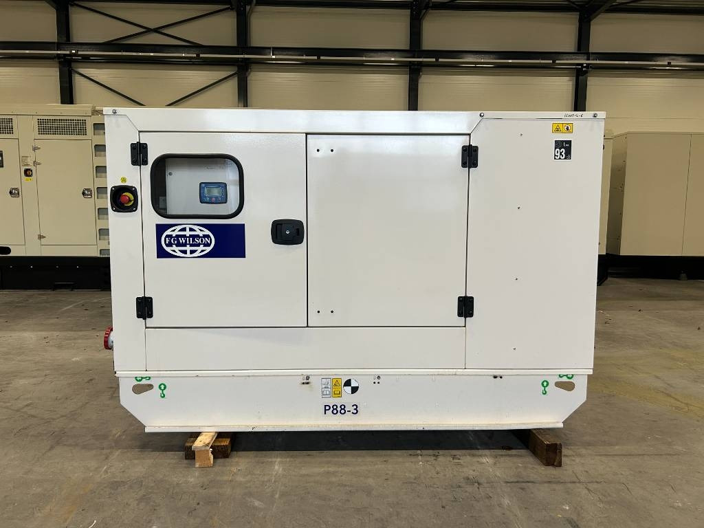 FG Wilson P88-3 - Alternator broken - Genset - DPX-12653 - Industrie generator: afbeelding 1 FG Wilson P88-3 - Alternator broken - Genset - DPX-12653 - Industrie generator: afbeelding 1