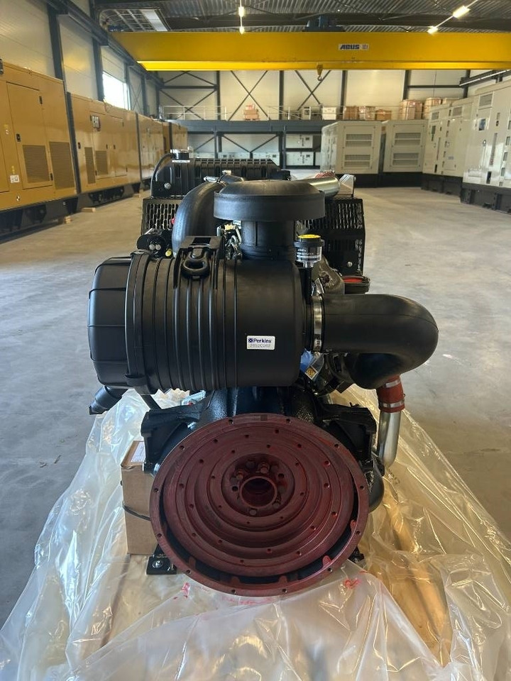 Perkins 1104D-44TA - Diesel Engine - New - DPX-25088 - Motor voor Bouwmachine: afbeelding 3 Perkins 1104D-44TA - Diesel Engine - New - DPX-25088 - Motor voor Bouwmachine: afbeelding 3
