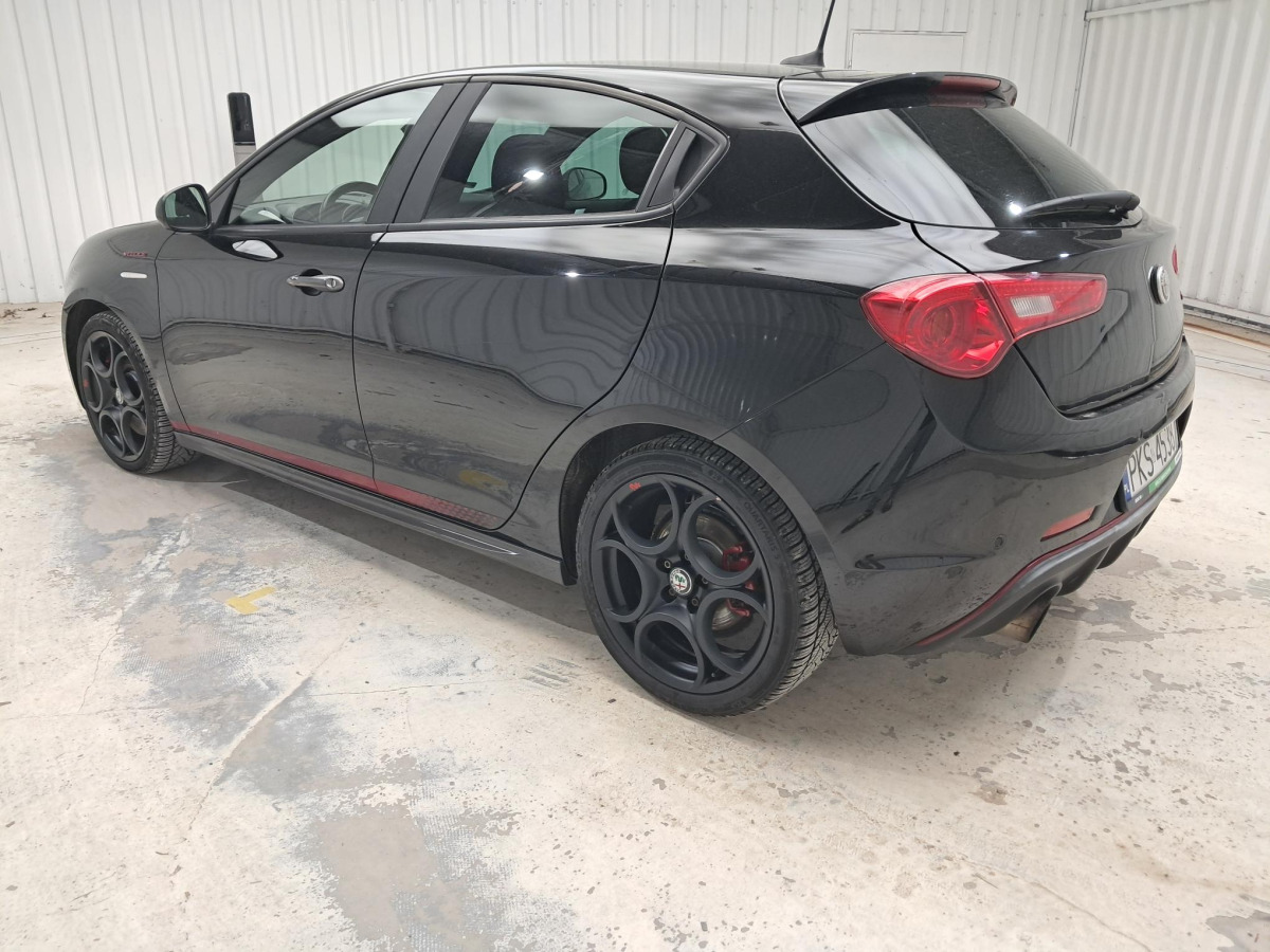 ALFA ROMEO ALFA GIULIETTA HATCHBACK - Hatchback: afbeelding 5 ALFA ROMEO ALFA GIULIETTA HATCHBACK - Hatchback: afbeelding 5