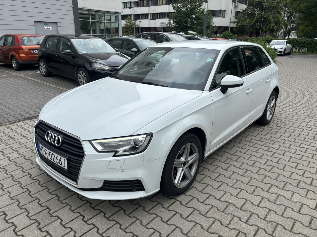 AUDI A3 HATCHBACK - Hatchback: afbeelding 2 AUDI A3 HATCHBACK - Hatchback: afbeelding 2