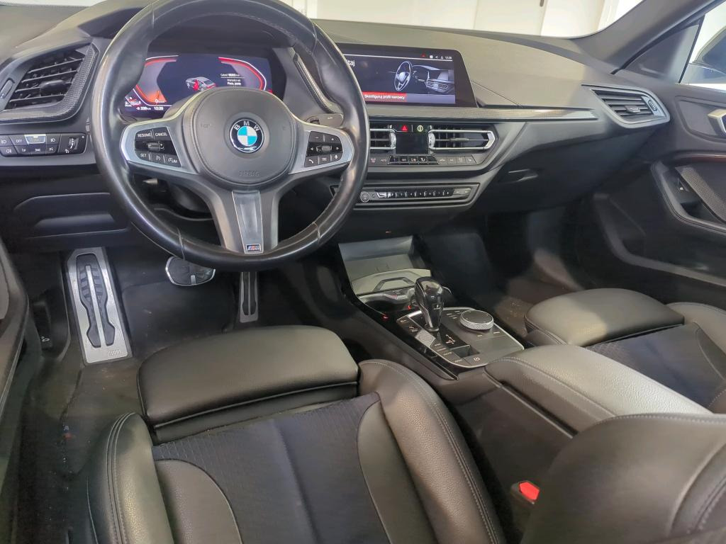 BMW 218d M Sport SEDAN - Sedan: afbeelding 5 BMW 218d M Sport SEDAN - Sedan: afbeelding 5