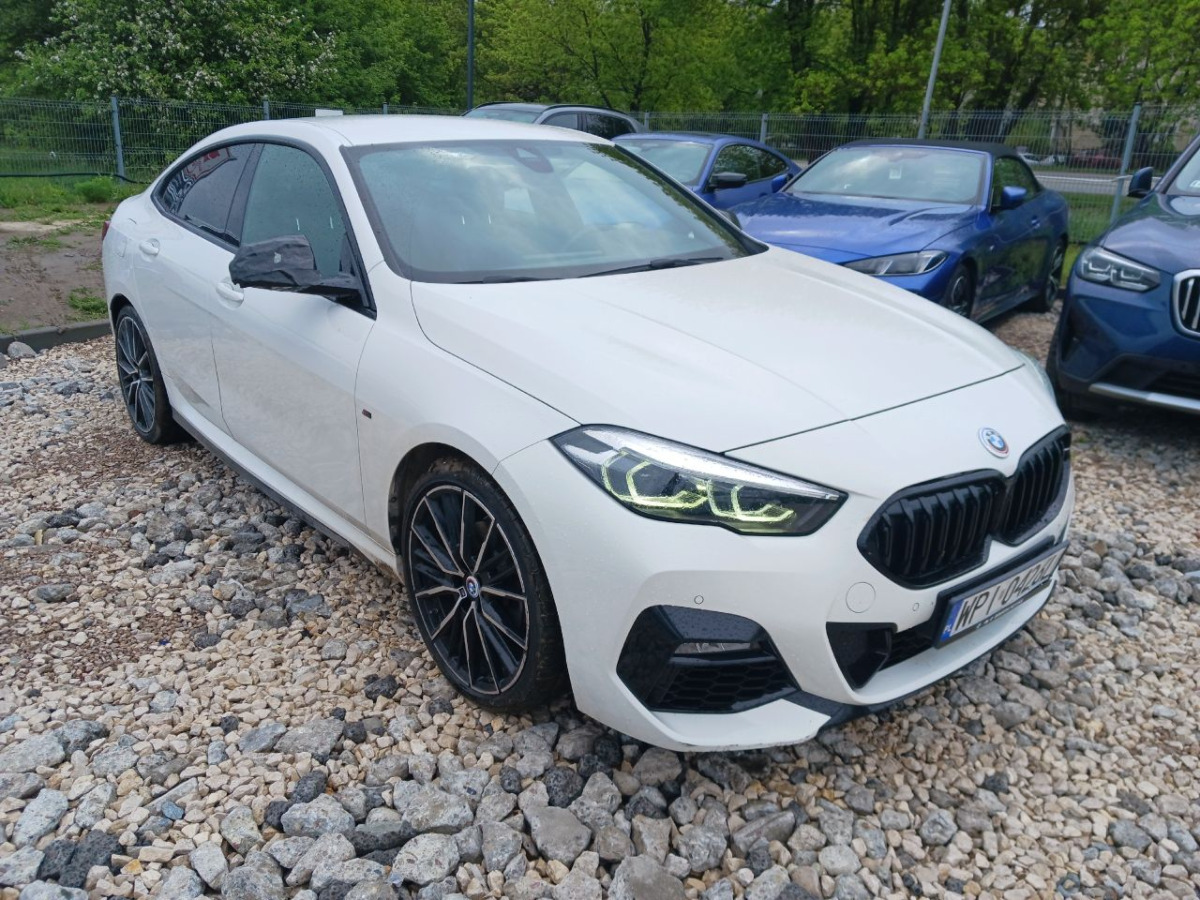 BMW 218i M Sport SEDAN - Sedan: afbeelding 1 BMW 218i M Sport SEDAN - Sedan: afbeelding 1