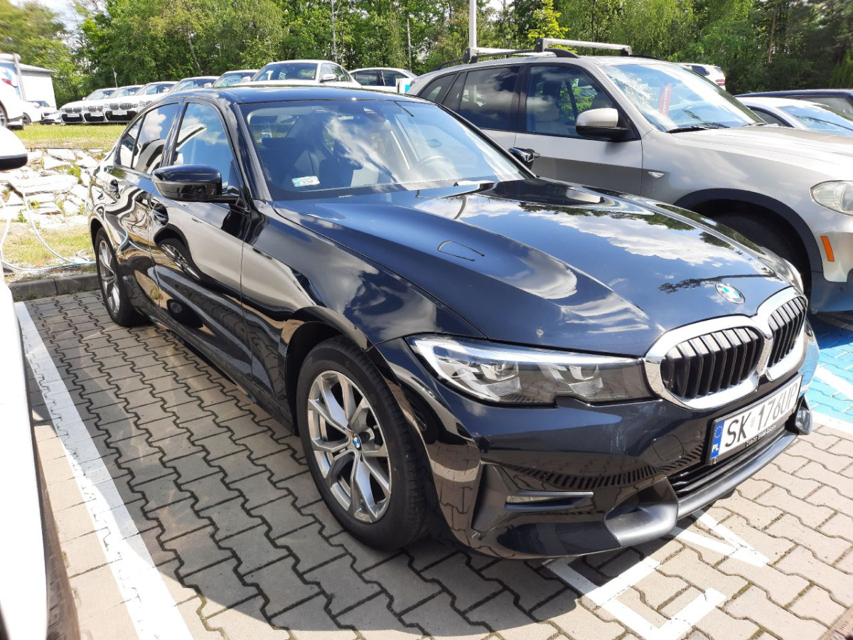 BMW 318 I SPORT LINE SEDAN - Sedan: afbeelding 1 BMW 318 I SPORT LINE SEDAN - Sedan: afbeelding 1