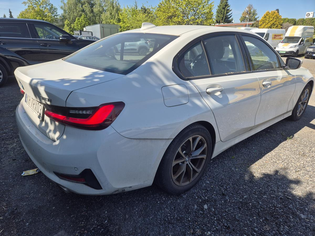 BMW 318 I SPORT LINE SEDAN - Sedan: afbeelding 3 BMW 318 I SPORT LINE SEDAN - Sedan: afbeelding 3