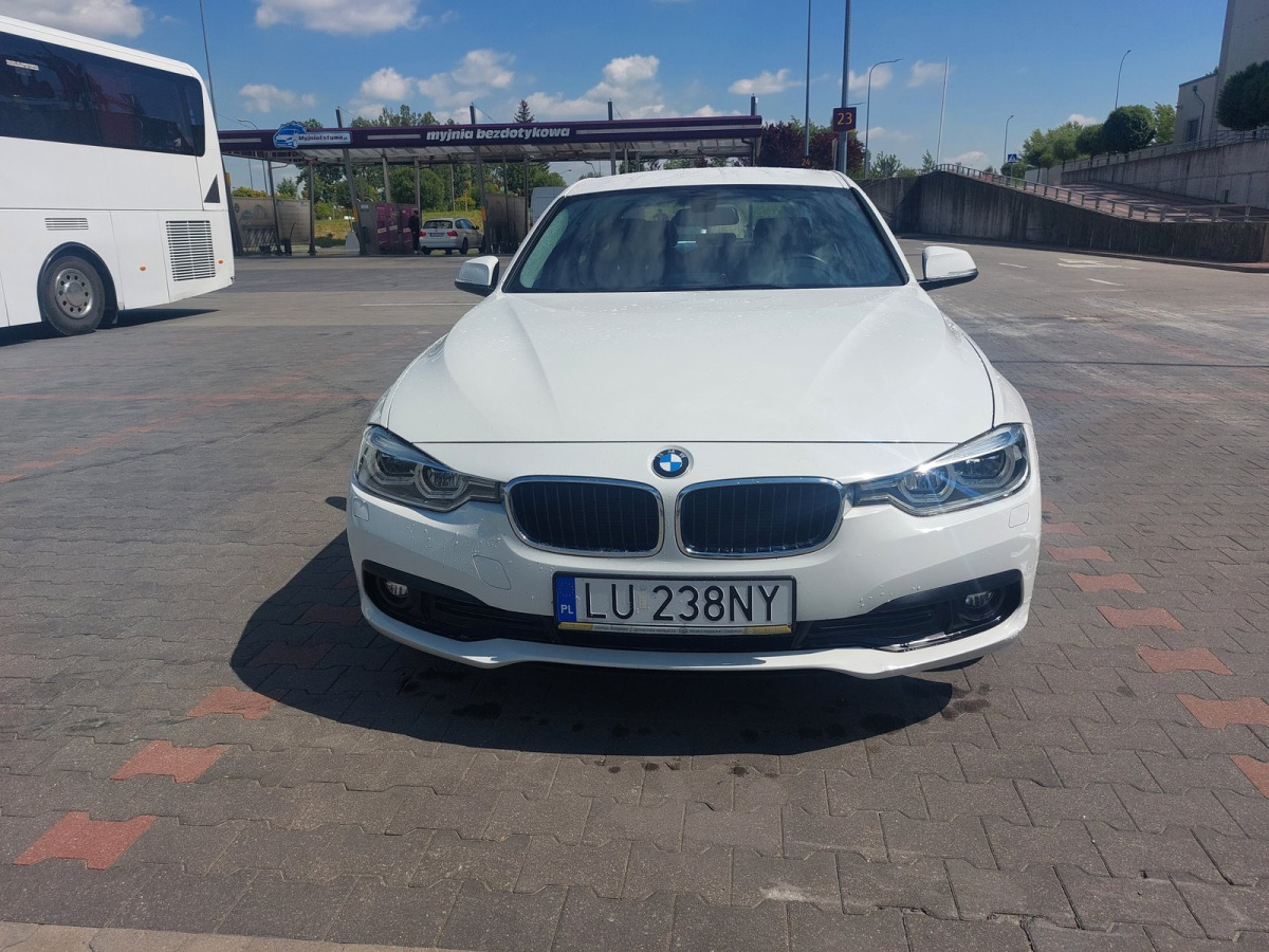 BMW 318D SEDAN - Sedan: afbeelding 3 BMW 318D SEDAN - Sedan: afbeelding 3