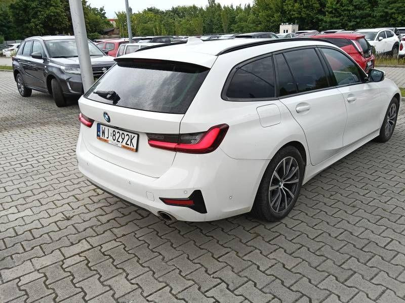 BMW 318I KOMBI - Personenwagen: afbeelding 3 BMW 318I KOMBI - Personenwagen: afbeelding 3