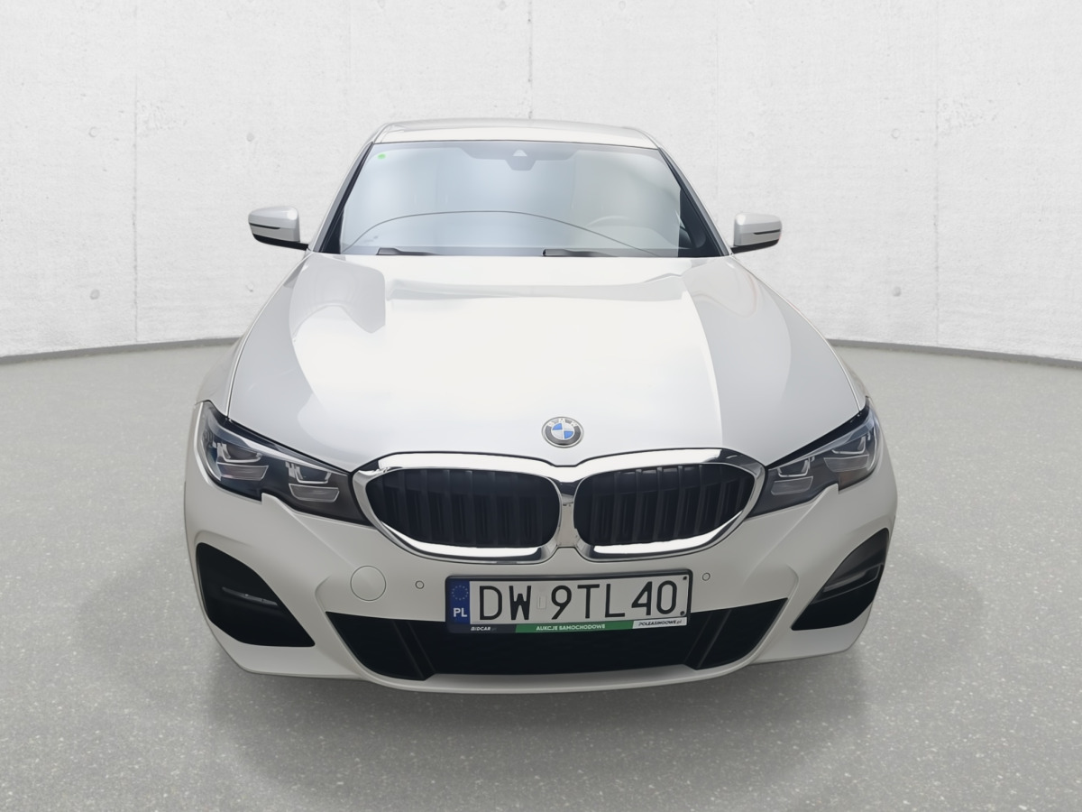BMW 320D XDRIVE SEDAN - Sedan: afbeelding 4 BMW 320D XDRIVE SEDAN - Sedan: afbeelding 4
