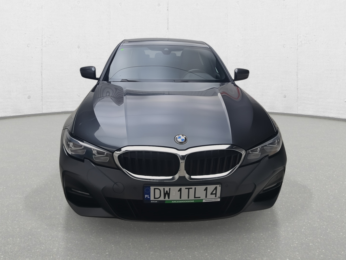 BMW 320D XDRIVE SEDAN - Sedan: afbeelding 4 BMW 320D XDRIVE SEDAN - Sedan: afbeelding 4